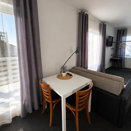 Apartamento Maironio 23 *