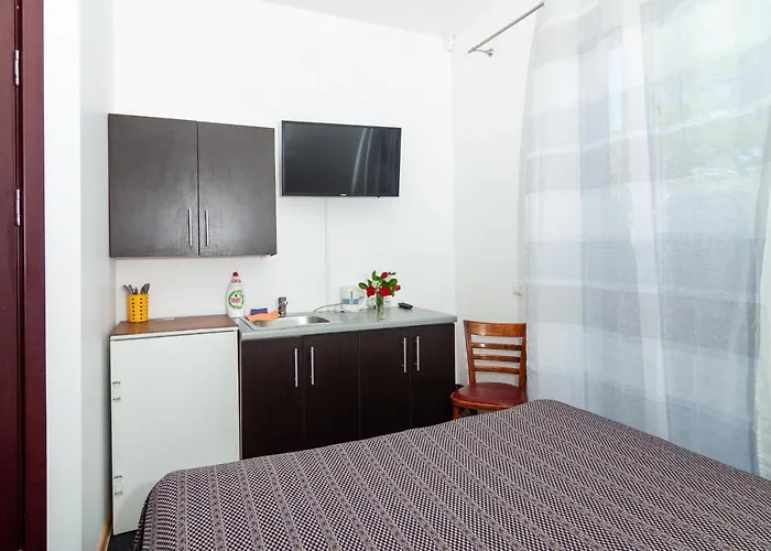 Apartman Maironio 23 *